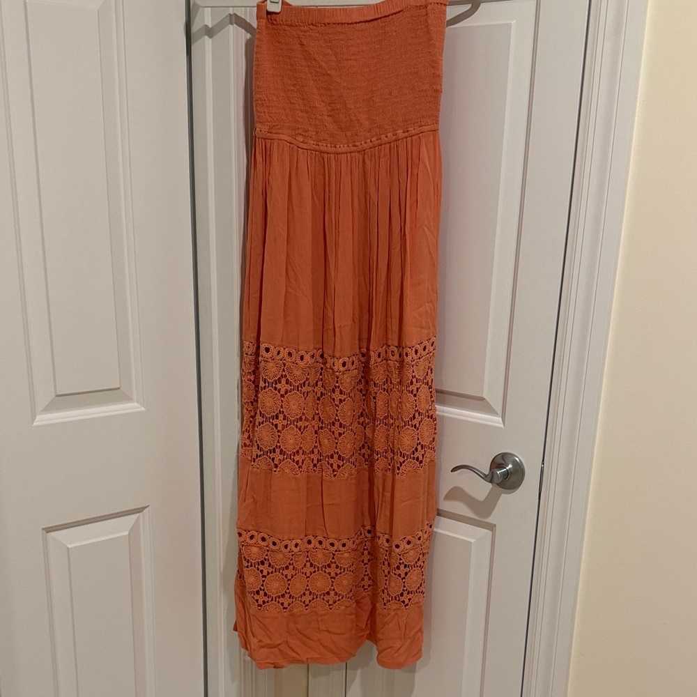 Chelsea28 Coral Crochet-Panel Maxi